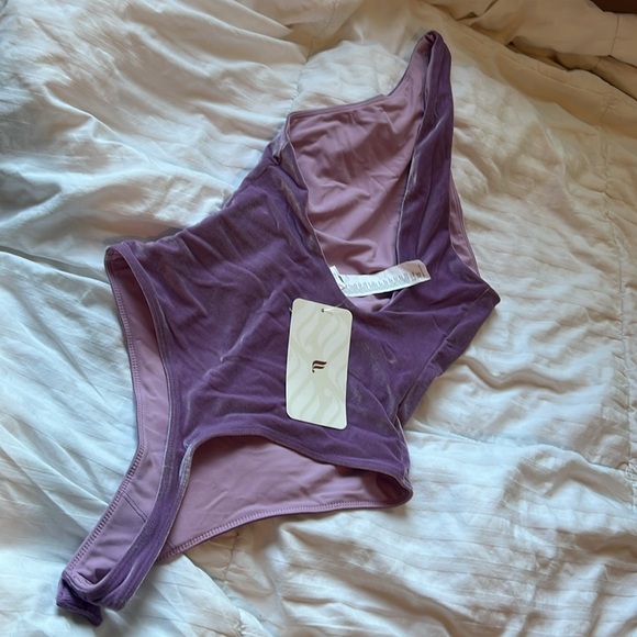 Xs lavender Fabletics bodysuit - Picture 2 of 4